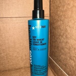Sexy Hair Soy tri-wheat leave in conditioner hair care
